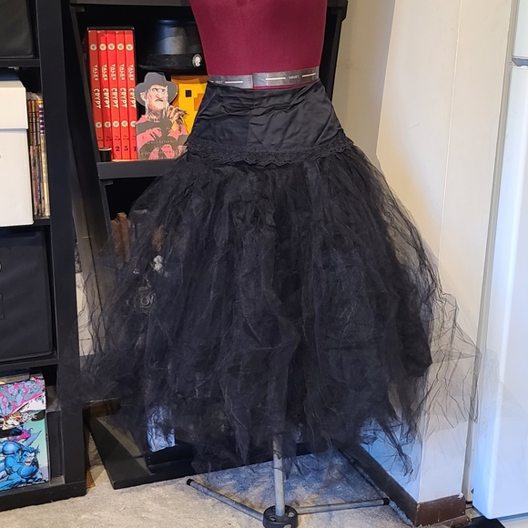 Dark Trad Goth Fairy Long Tulle Designer Skirt - Picture 3 of 5